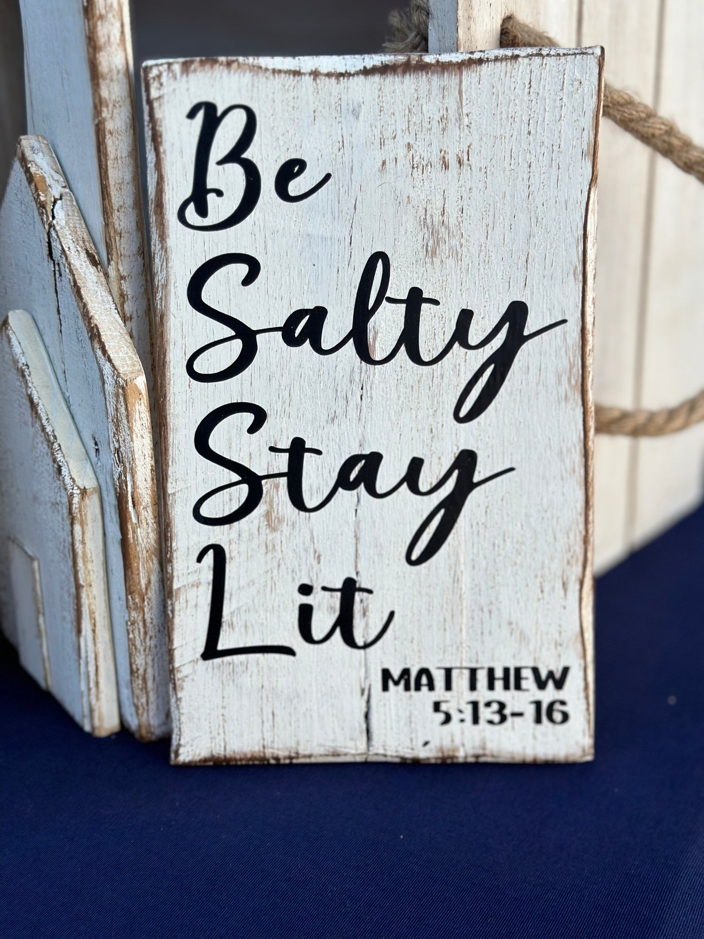“Reclaimed Wood Inspirational Signs – Rustic Farmhouse Wall Decor with Bible Verses & Faith Quotes”